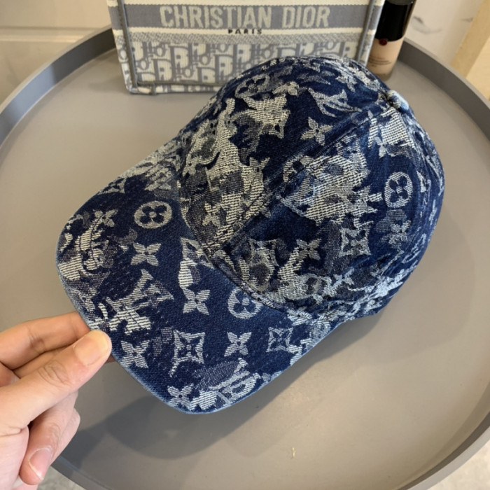 l1vv hat
