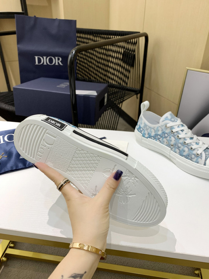 b23 oblique sneaker