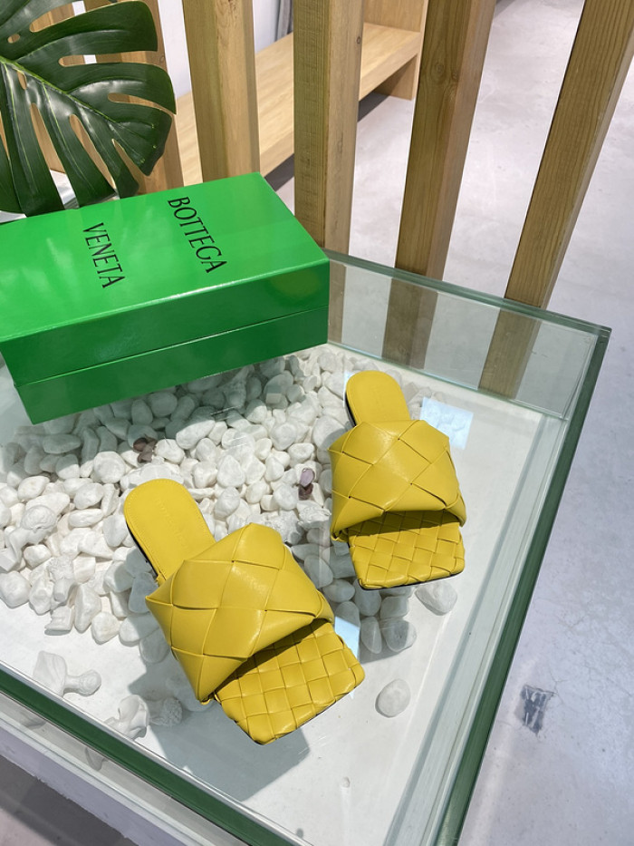 botteg*Ve*ne*ta sandal