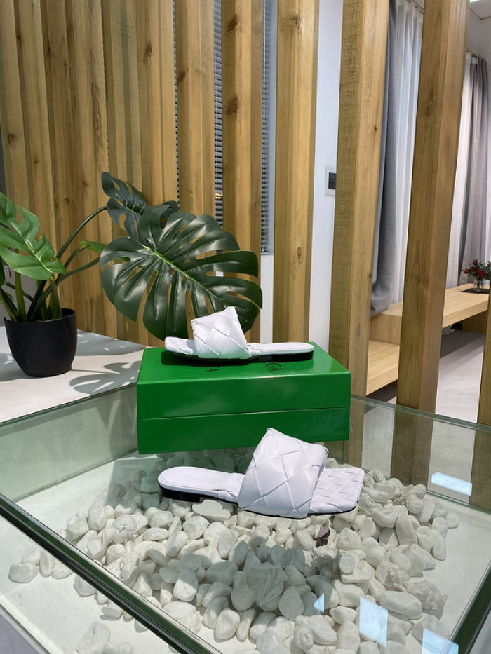 botteg*Ve*ne*ta sandal