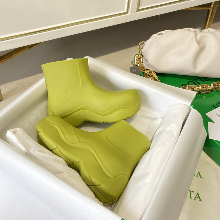 botteg*Ve*ne*ta puddle ankle boot