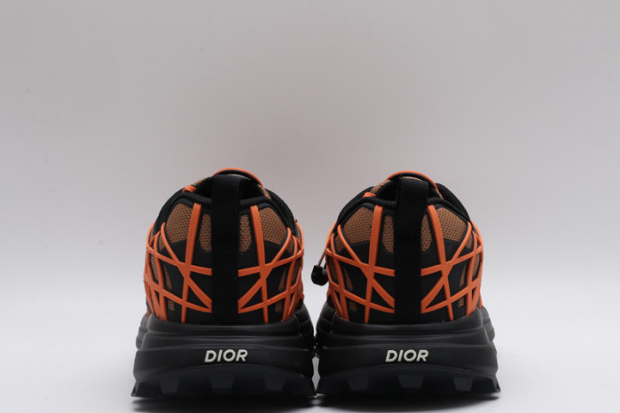 b31 runner sneaker
