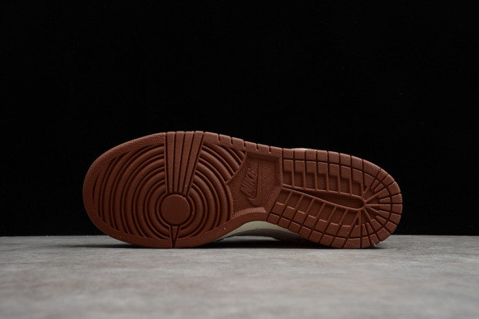 nike dunk low prm “medium curry” dd1390-100