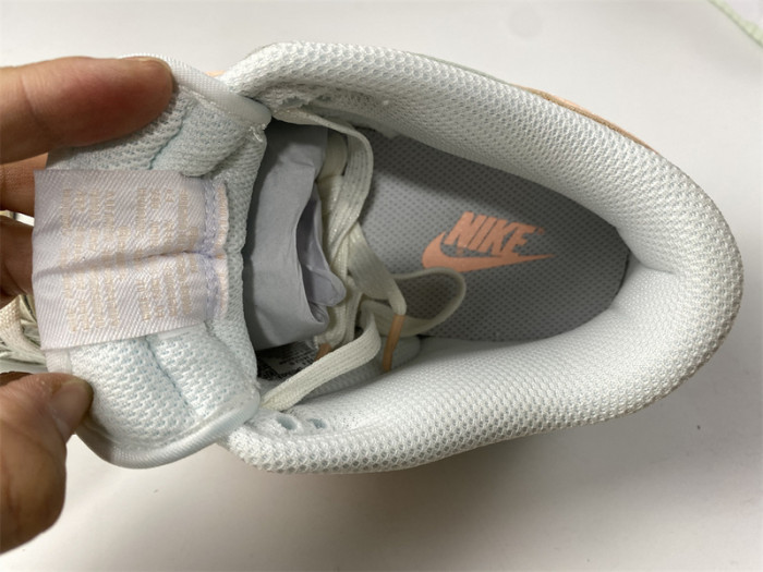 nike dunk low barely green (w) dd1503-104