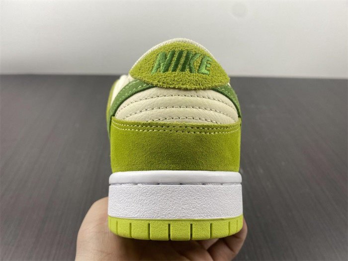 nike sb dunk low green apple dm0807-300