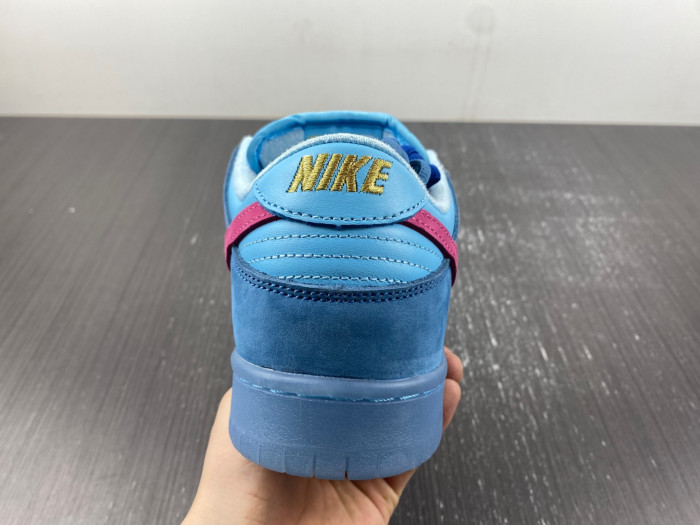 nike sb dunk low run the jewels do9404-400