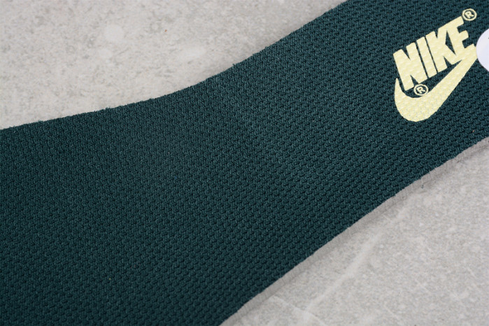 nike dunk low vintage green (w) dq8580-100