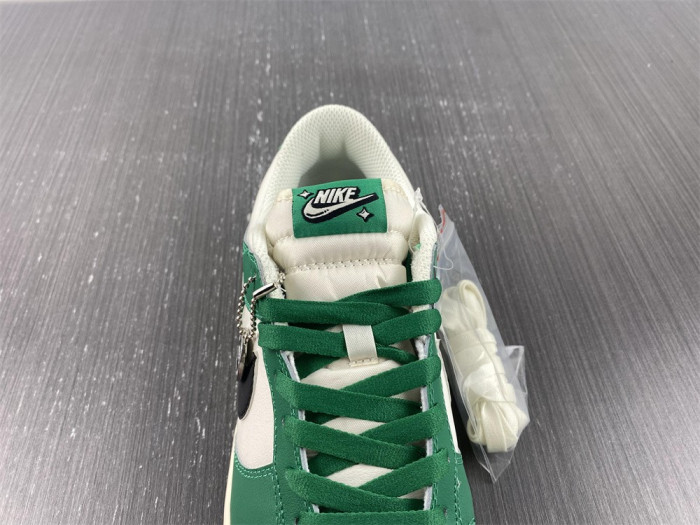 nike dunk low se “lottery” dr9654-100