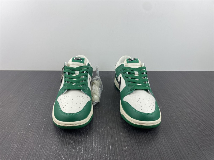 nike dunk low se “lottery” dr9654-100