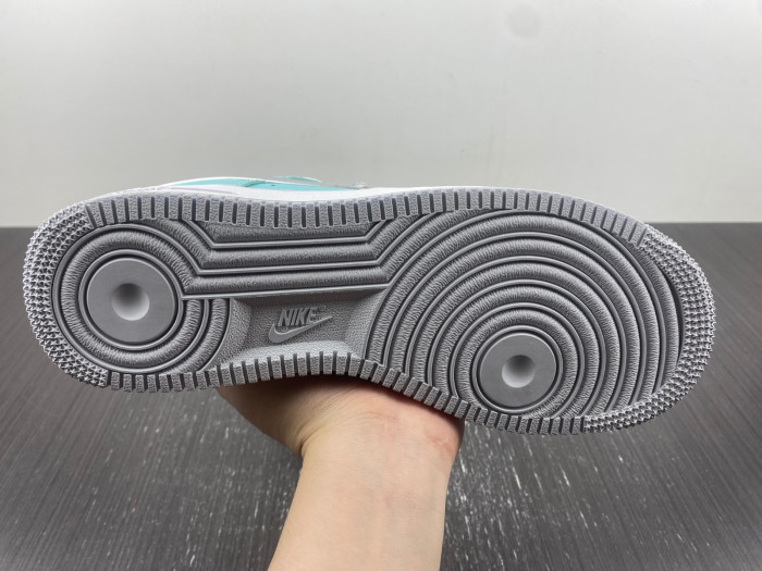 T*f*ny & co. x nike air force 1 low dz1382-003