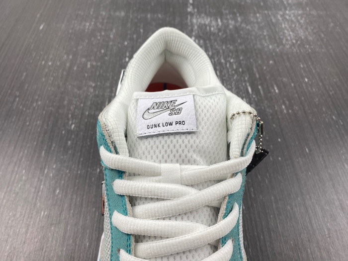 nike sb dunk low april skateboards fd2562-400