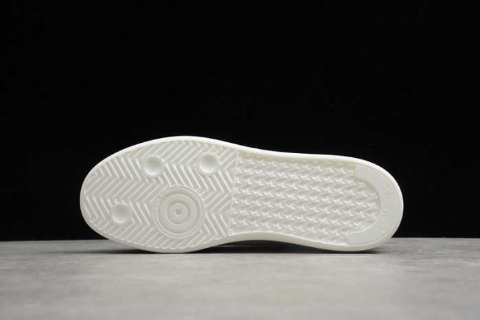 golden goose star sneakers